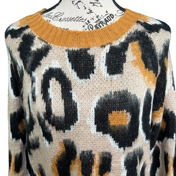 Alice Blue Sweater - Picture 3 of 8